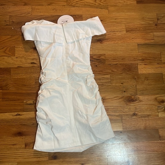 NWT Princess Polly Marcia mini dress white size 0.  Off the shoulder - Picture 7 of 8
